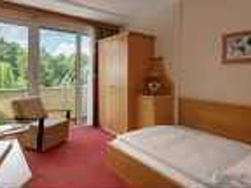 Thermenhotel Stoiser s