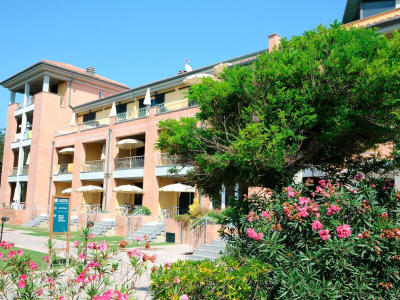 Residence Continental Resort