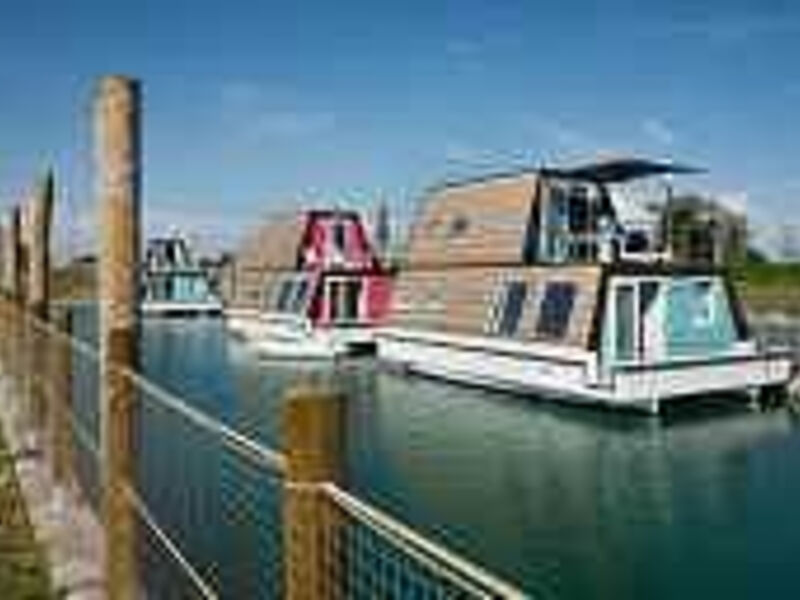 House Boat Resort Marina Resort Azzurra