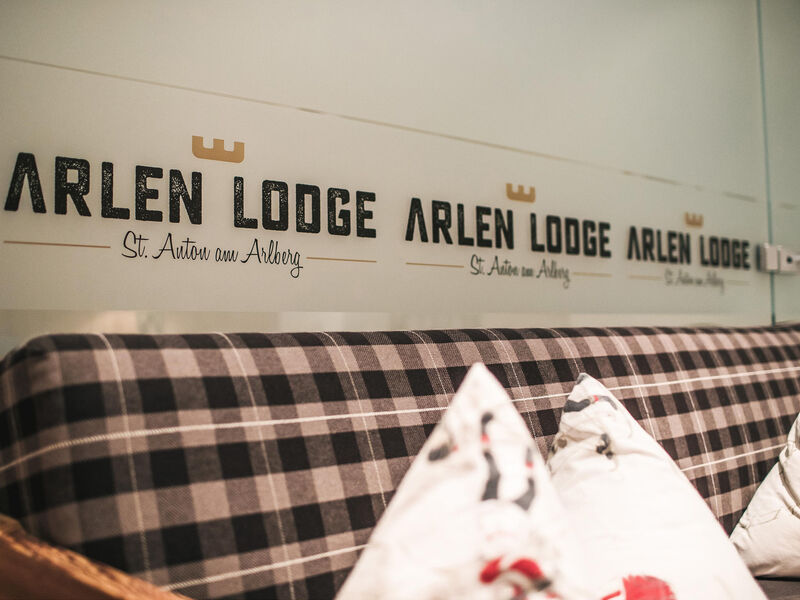 Arlen Lodge Hotel