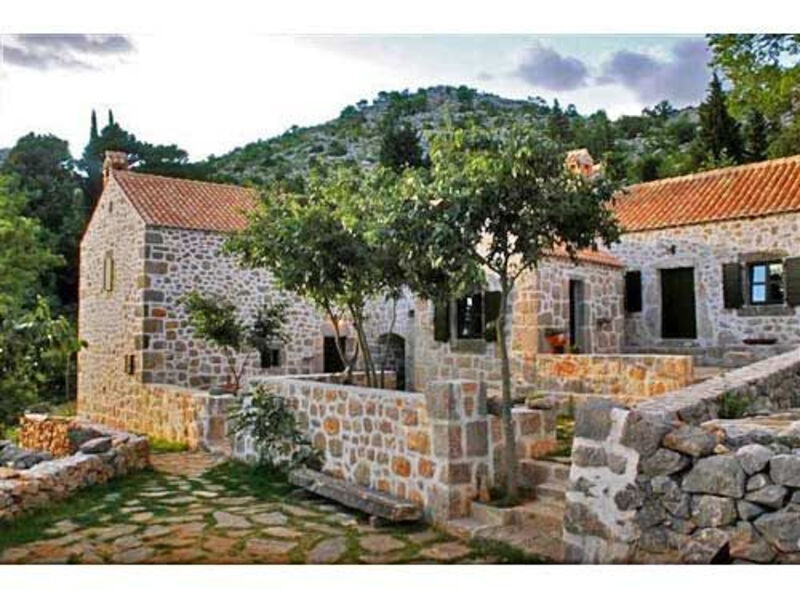Kamenný dům 1355-1
