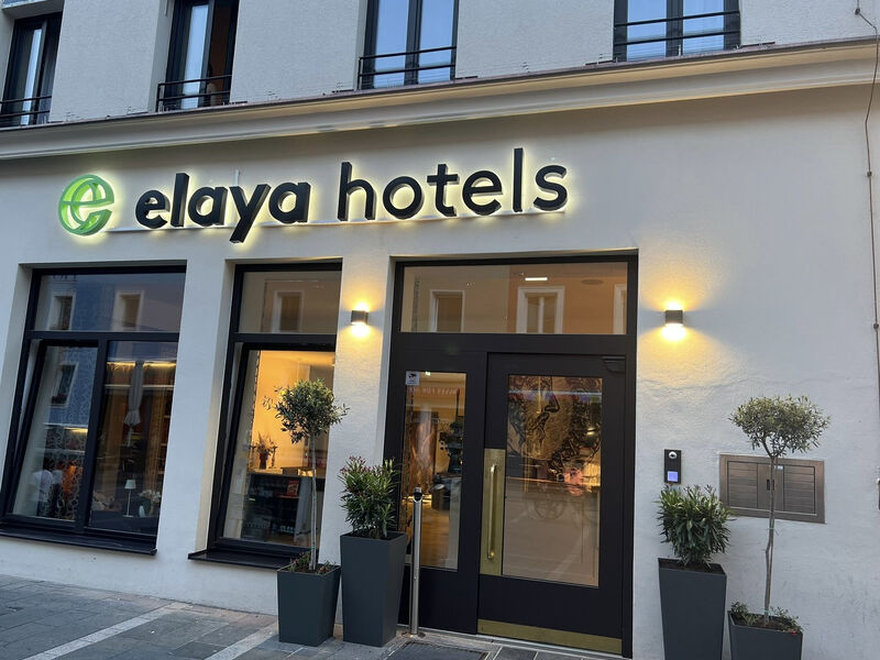 elaya hotel Regensburg city center