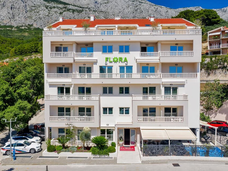 Aparthotel Flora