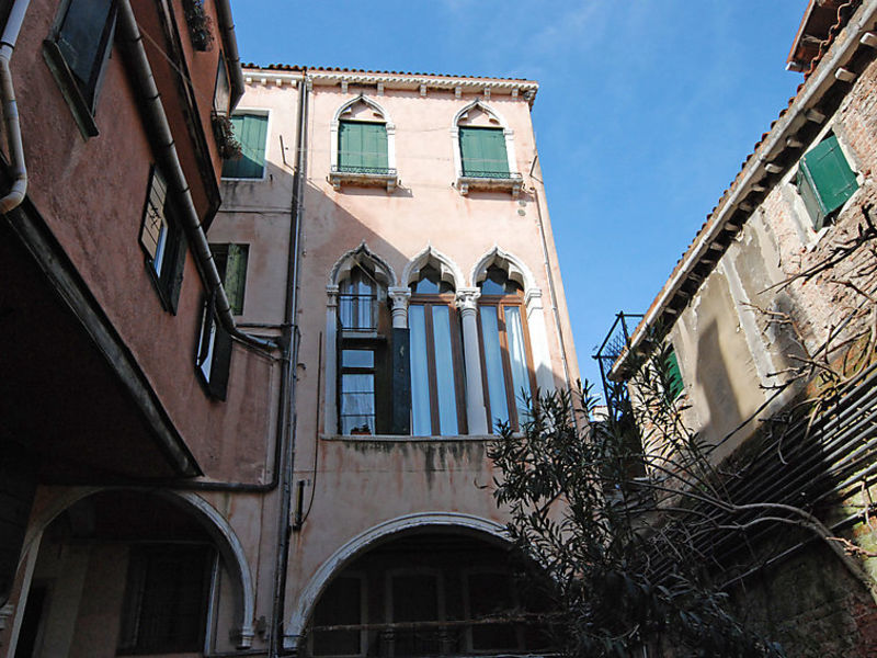 Palazzo Pizzamano