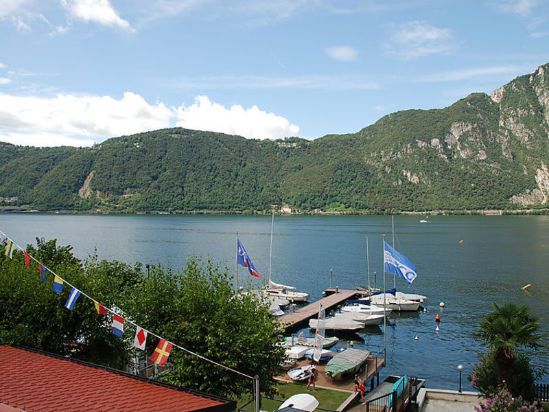 Vista Lago La Residence