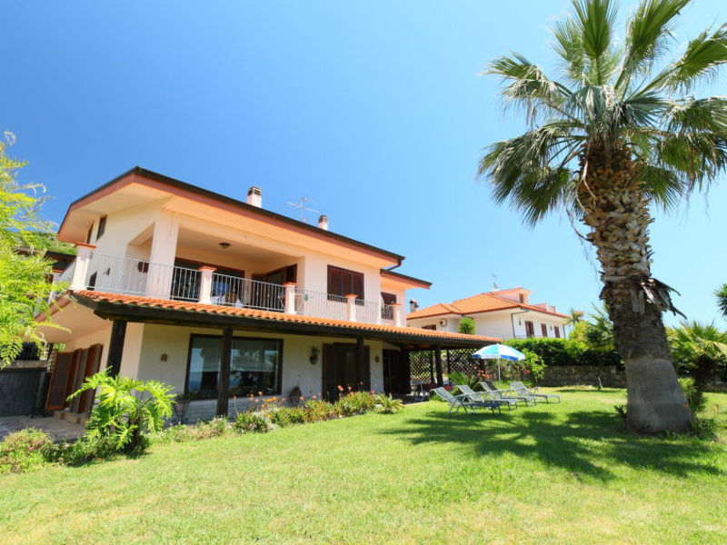 Villa Gundi