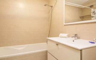 Náhled objektu Apartamento T1 No R/Chao, Porches