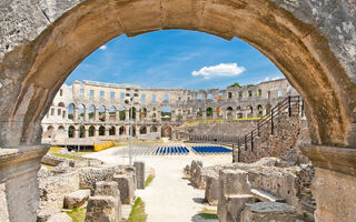 Náhled objektu Iris Croatica, Pula