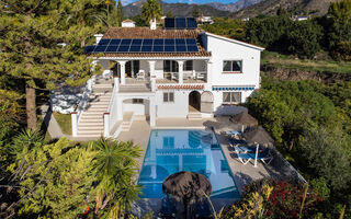 Náhled objektu Monet, Nerja