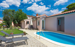 Náhled objektu Lino, Štinjan