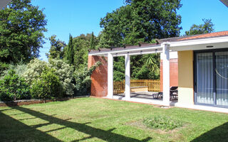 Náhled objektu Claudia Piolanti, Montignoso