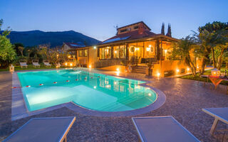 Náhled objektu Luxus, Zentrum von Palermo, Mittelmeerpark, 3 km vom Strand entfernt, exklusive, ostrov Sicílie