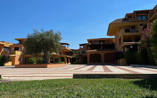 Náhled objektu Große Drei-Zimmer-Wohnung am Golf von Marinella, ostrov Sardinie