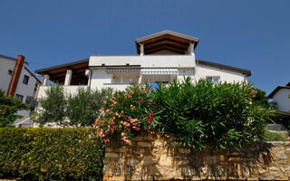 Náhled objektu Vera, Novigrad