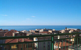 Náhled objektu Finalmarina Zwei-Zimmer-Wohnung 300m Strand, Riviera Ponente