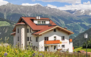 Náhled objektu Ladis, Ladis