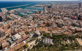 Náhled objektu APART. GRANDE Y LUMINOSO EN EL CENTRO DE ALICANTE, Alicante