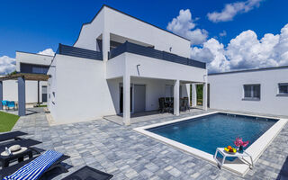 Náhled objektu Blue Rose, Pula