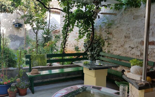 Náhled objektu Apartmány 3298-2404, ostrov Ugljan