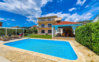 Náhled objektu Prázdninový dům 3298-7080, Kaštel Štafilič