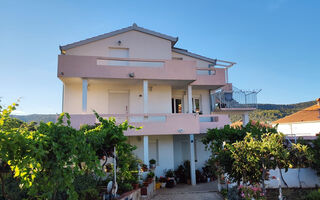 Náhled objektu Apartmány 1355-5595, Vinišče