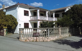 Náhled objektu Apartmány 3298N-7602, Karlobag
