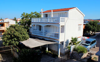 Náhled objektu Apartmány 3298N-7952, Pirovac