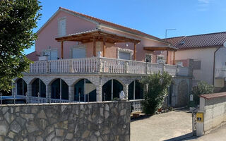 Náhled objektu Apartmány 3298N-8392, Pirovac