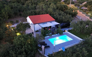 Náhled objektu Prázdninový dům 3298N-8615, Makarska