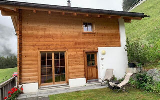 Náhled objektu Neuwertiges 2-Zi-Ferienchalet (55m2), Davos
