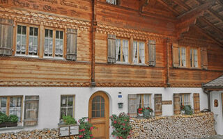 Náhled objektu Chalet Bodenweg Appartement/Fewo, Bad, WC, 1 Schlafraum 1-Zimmerwohnung, Frutigen