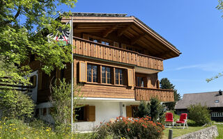 Náhled objektu Im Rägeboge Appartement/Fewo, Bad, WC, 2 Schlafräume 3-Zimmerwohnung Dachstock, Adelboden