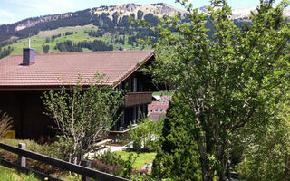 Náhled objektu Chriba Appartement/Fewo, Dusche oder Bad, WC, 3 Schlafräume 6-Bett-Wohnung, Lenk im Simmental