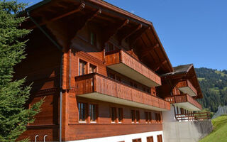 Náhled objektu Henry (Tiefparterre) Appartement/Fewo, Dusche oder Bad, WC 8-Bettwohnung, Gstaad
