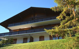 Náhled objektu Hornflue (Baumann) Appartement/Fewo, Dusche oder Bad, WC 4-Bettwohnung, Gstaad