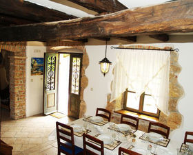 Vila 549-528