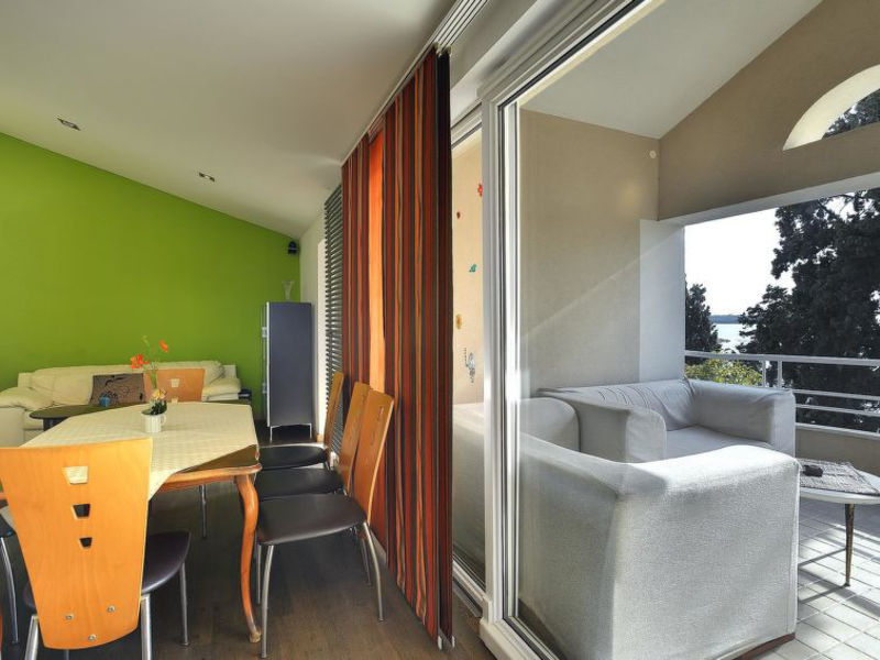House Valdefora