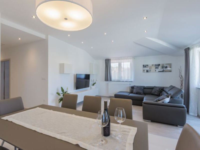 House Rojni