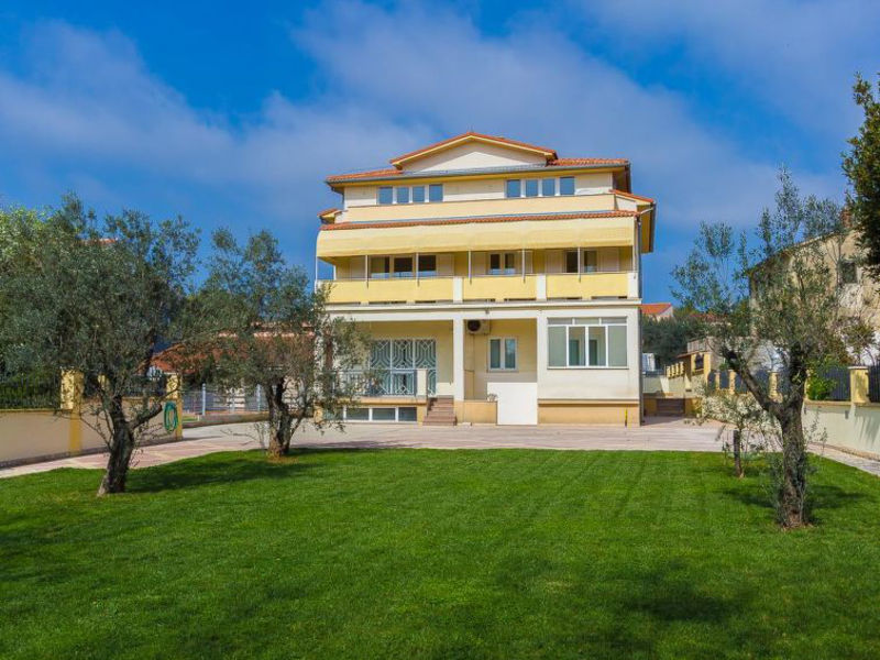 House Rojni