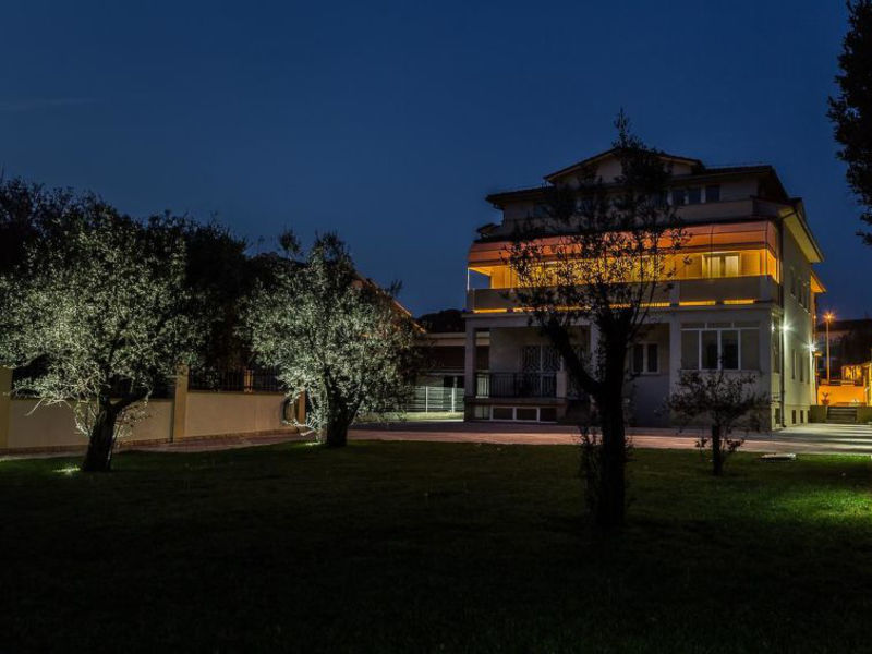 House Rojni