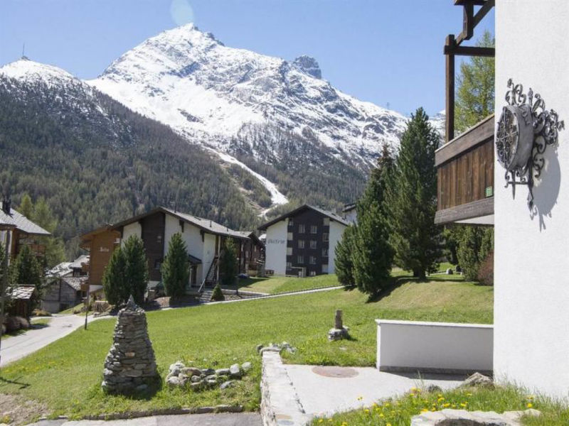 Au Chalet Cairn