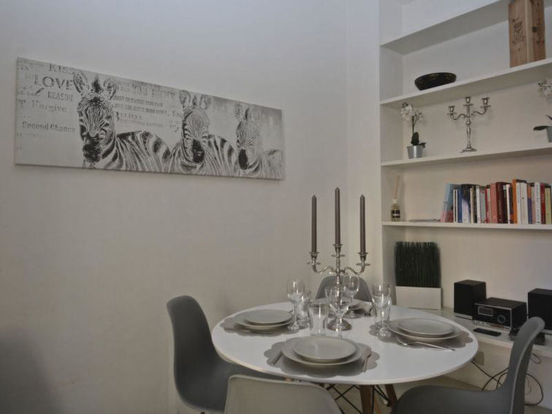 Vatican Corner 3bd 2ba