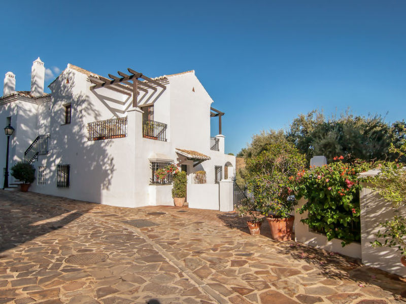 Pueblo De Los Monteros
