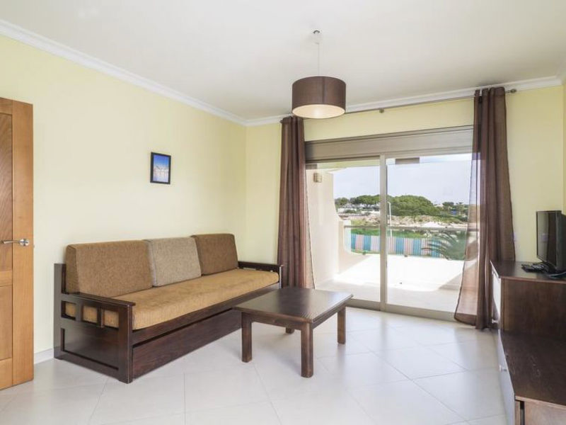 Apartamento T1 No R/Chao