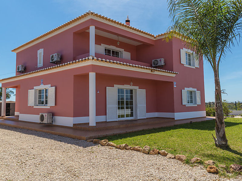 Casa Das Amendoeiras