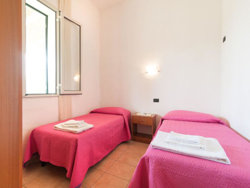 Otranto Sun Trilo