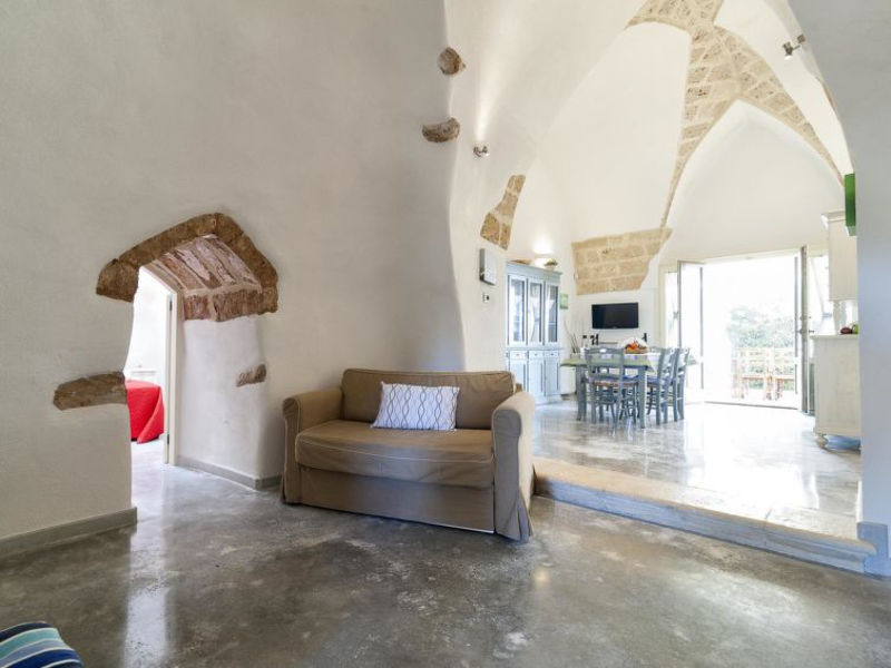 Small Sea Apartment