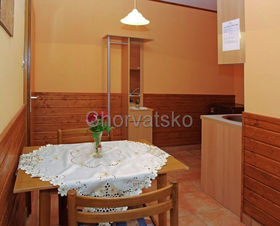 Apartmány Zrinka