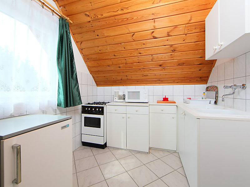 Balaton H2058