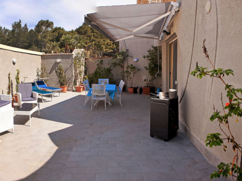 Mondello House